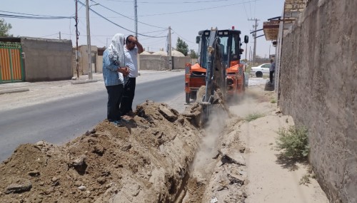 لوله گذاری آب بعد از ۲۰ سال در روستای خمک شهرستان زهک